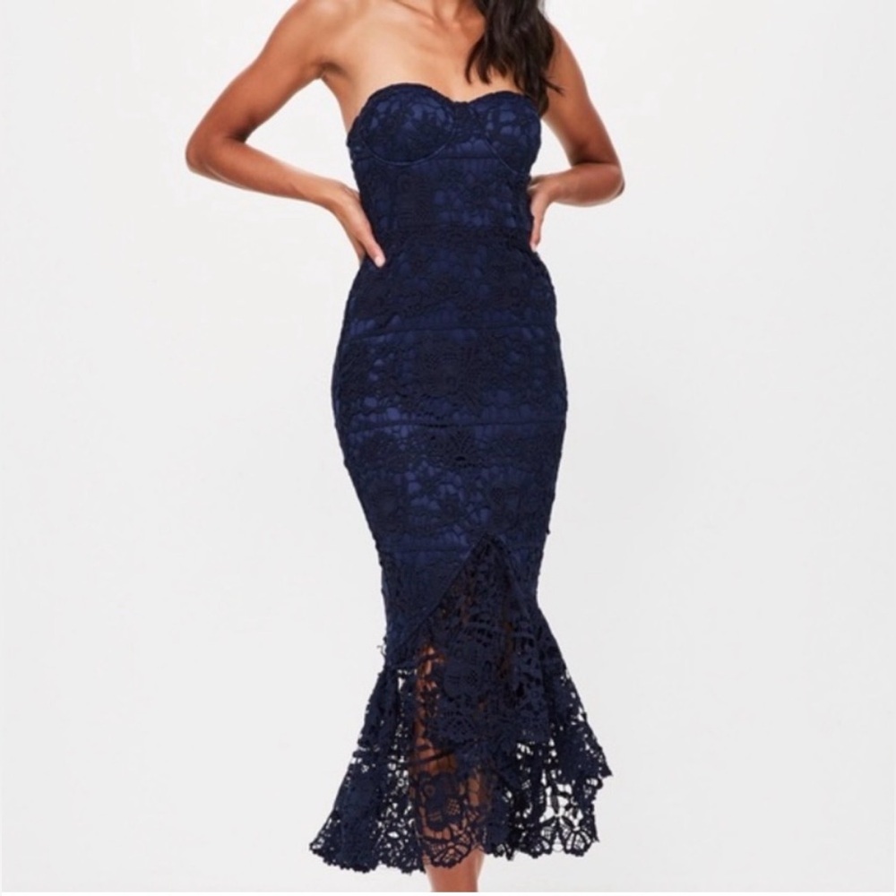 Missguided Lace Fishtail Maxi (Size 0)